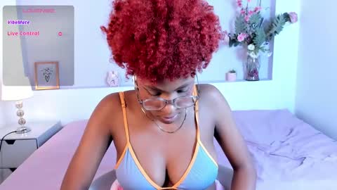 LiannaDixon online show from January 4, 5:16 pm