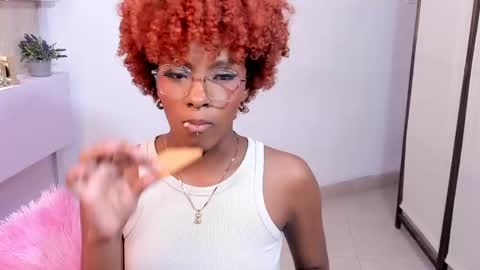 LiannaDixon online show from March 3, 7:49 pm