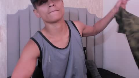   L I A N   online show from December 22, 12:05 pm