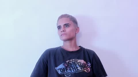   L I A N   online show from January 22, 8:06 pm