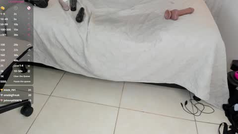   L I A N   online show from December 14, 5:47 pm