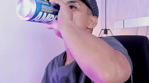   L I A N   online show from January 8, 3:40 am