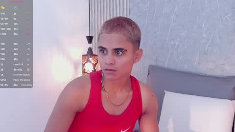   L I A N   online show from January 18, 4:26 am