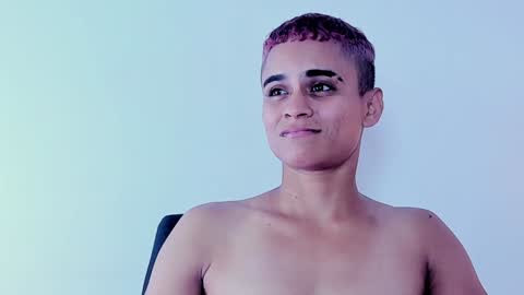   L I A N   online show from January 8, 6:41 am