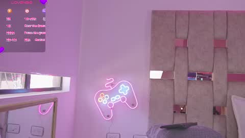 liasuaza online show from July 10, 2:33 pm