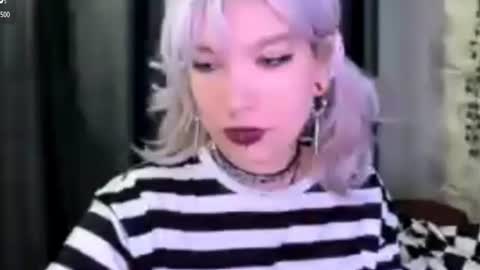 Lola online show from October 30, 7:36 pm