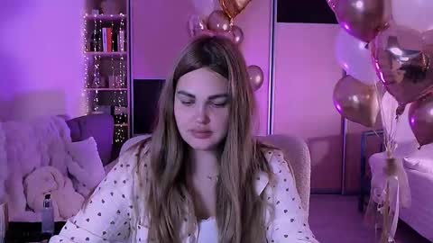 libra_mia online show from October 6, 3:13 am