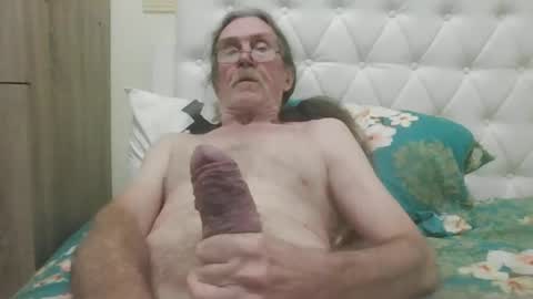 lickittostickit online show from February 14, 11:42 am