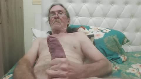 lickittostickit online show from February 14, 7:28 am