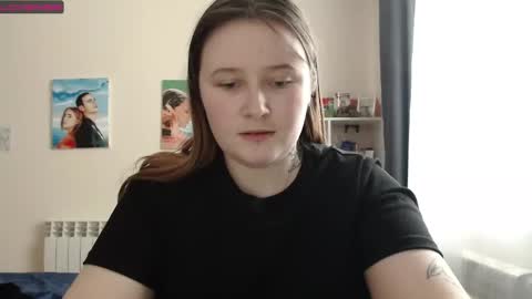 Snapshot of light_lunaa chatting on March 2, 10:56 am light_lunaa online show from March 2, 10:56 am