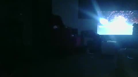 lightskinbambie online show from December 18, 10:32 am