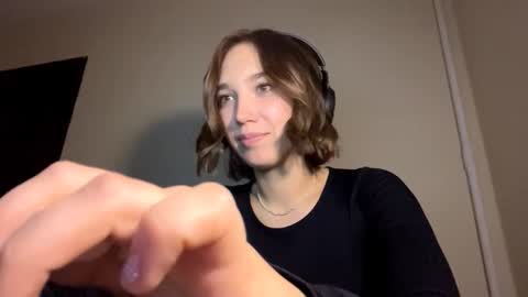 Bella online show from October 30, 3:12 pm