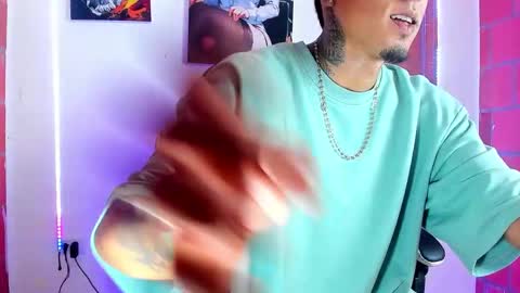 Daniel online show from March 17, 10:04 pm