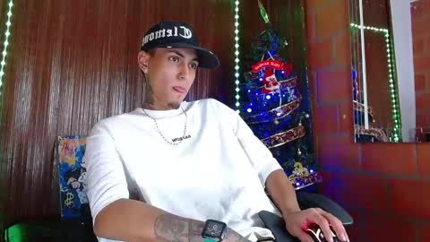 Daniel online show from December 20, 11:44 pm