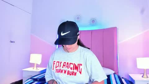 liiam_smith_ online show from September 23, 1:05 pm