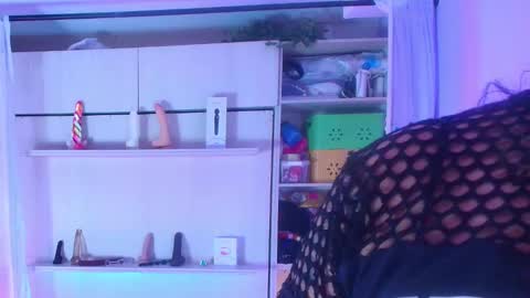         online show from September 25, 11:50 am