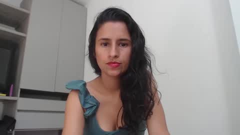 Snapshot of liiz5 chatting on March 10, 7:18 pm liiz5 online show from March 10, 7:18 pm
