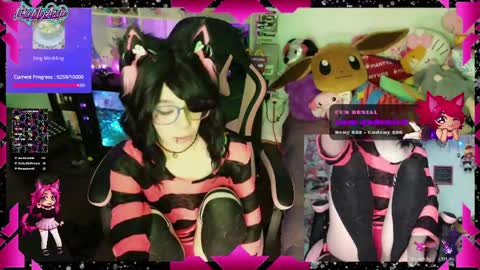 LikeMyAshe online show from June 9, 5:51 am