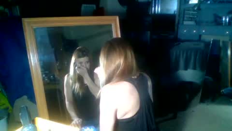 likerightnow online show from March 31, 11:10 am