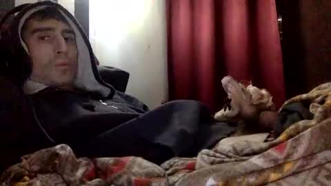 likewhatchasee online show from December 20, 11:28 am