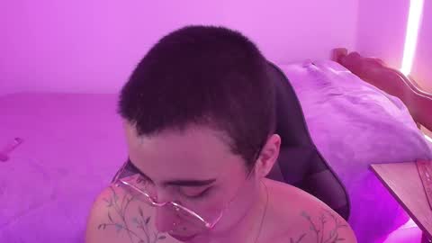 im MIA  -- MY OF is catsito3 online show from March 6, 2:08 pm