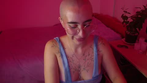 im MIA  -- MY OF is catsito3 online show from January 26, 6:17 am