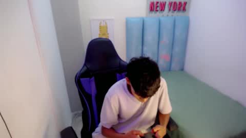 LIAM online show from December 5, 3:50 am