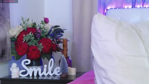 Snapshot of lil_bella_g chatting on January 27, 10:16 am Lil Bella G online show from January 27, 10:16 am