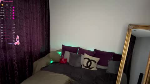 Elisa  online show from September 23, 11:04 am