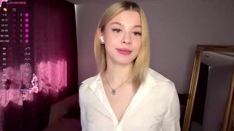 Elisa  online show from September 29, 10:47 am