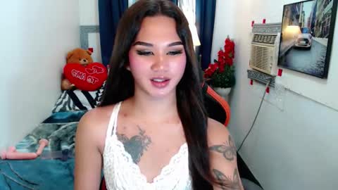 LILY online show from September 13, 9:39 pm