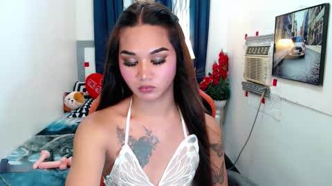 LILY online show from September 17, 2:37 am