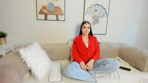 Emma online show from October 2, 2:43 am