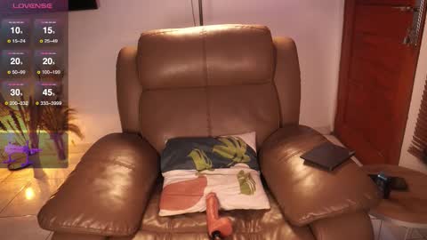 Miss K online show from November 5, 1:07 am