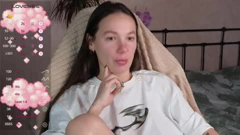 little moon online show from March 31, 7:47 pm