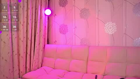 lil_raysss online show from January 28, 6:49 am