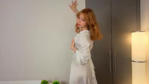 Snapshot of lil_redshine chatting on September 10, 7:04 pm Hot exclusive photos 10 for joining to my fanclub online show from September 10, 7:04 pm