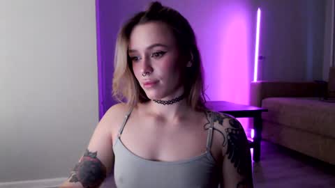 INST Lil happines s online show from December 14, 11:29 am