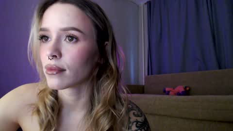 INST Lil happines s online show from December 27, 11:17 am