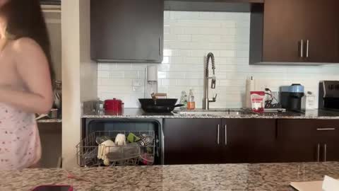 lila_davidson online show from February 25, 4:04 pm