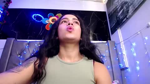   online show from February 19, 2:33 pm