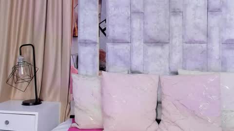 lila noa online show from January 13, 9:22 pm