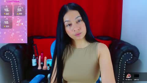 Snapshot of lila_pinky chatting on February 22, 3:25 pm L I L A online show from February 22, 3:25 pm