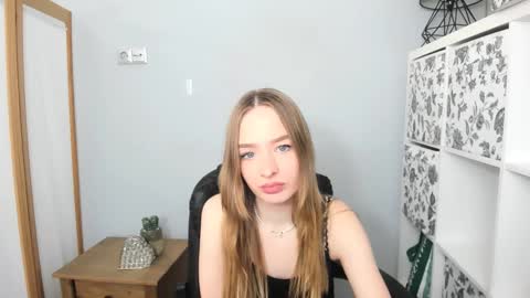 LiliaDesire online show from January 9, 4:39 pm