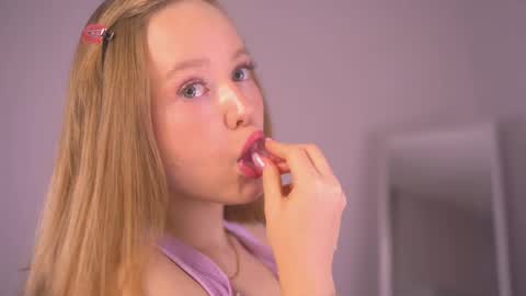 Sofi online show from November 14, 3:25 pm