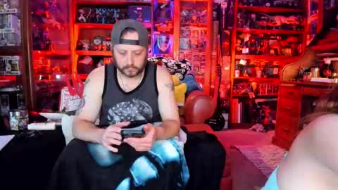 lilbatt online show from February 7, 8:06 am