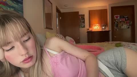 Olivia online show from June 26, 10:59 pm