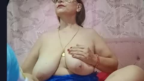 lilieth online show from March 8, 11:09 pm