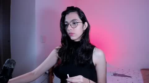 Lili online show from February 20, 3:23 am