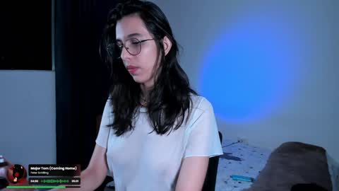 Lili online show from January 3, 10:31 am